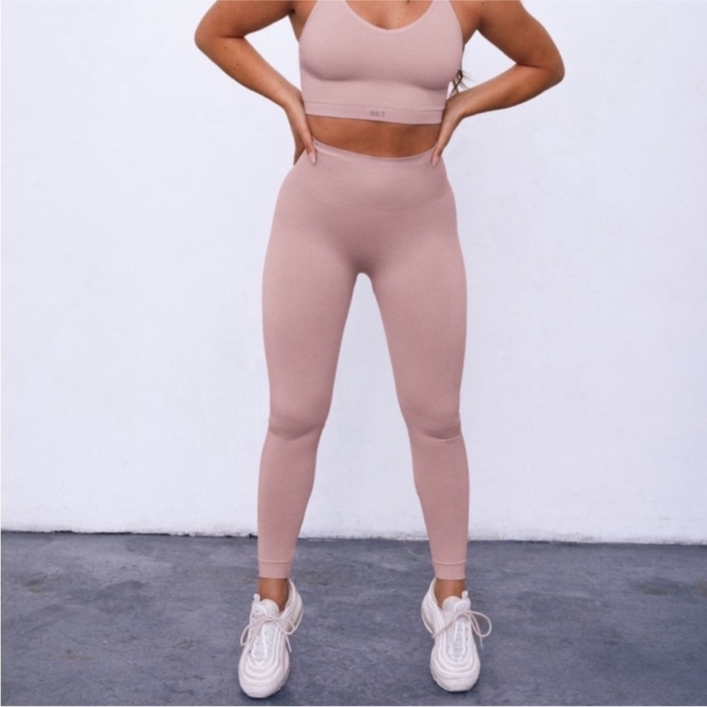 SET ACTIVE- Amethyst Sculptflex Seamless High Rise Leggings